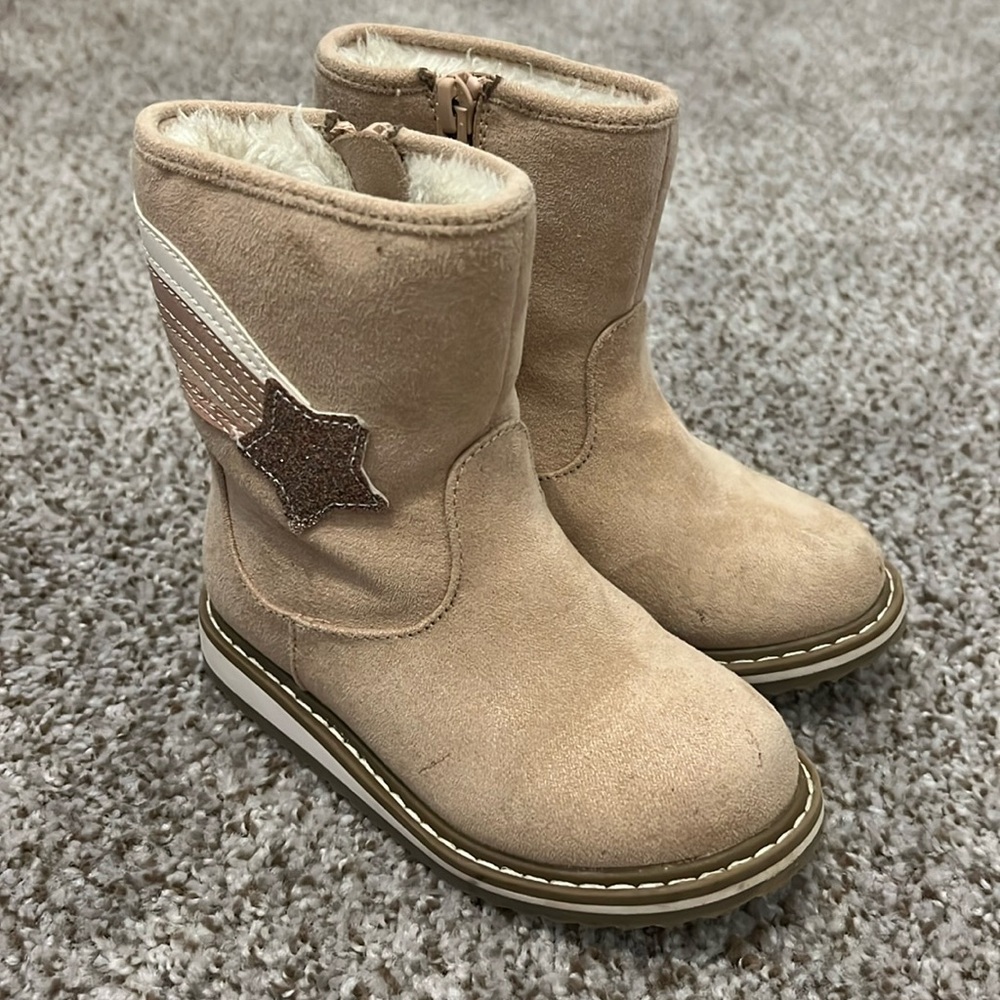 Cat & Jack toddler size 8 boots , light pink almost tan